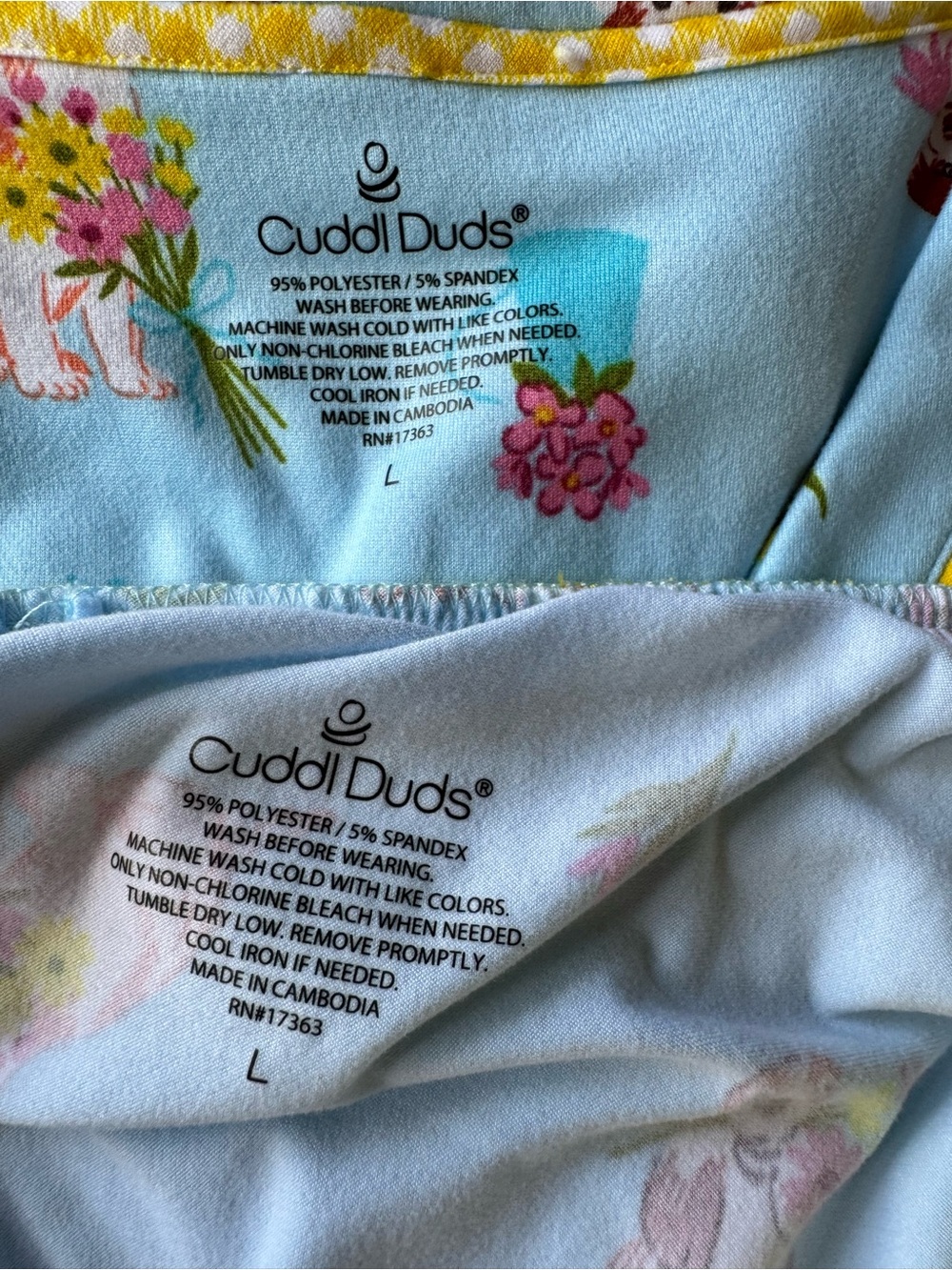 Cuddl Duds Womens Blue Dogs Short Sleeve Pajama Top and Short Set Sz Large - Picture 11 of 11